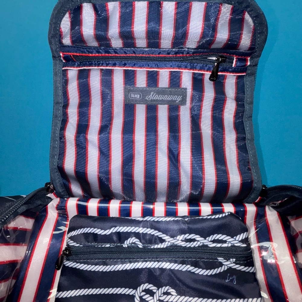 Lug STOWAWAY NAUTICAL NAVY Cosmetic Case EUC